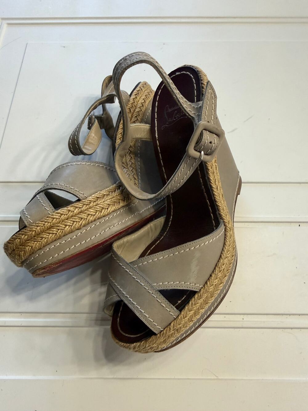 Christian Louboutin Womens Sz 38 Almeria Gray Leather Espadrille Wedge Sandals
